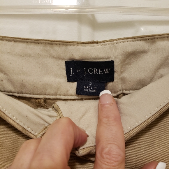 ❤ J. Crew Khaki Shorts - Picture 3 of 7